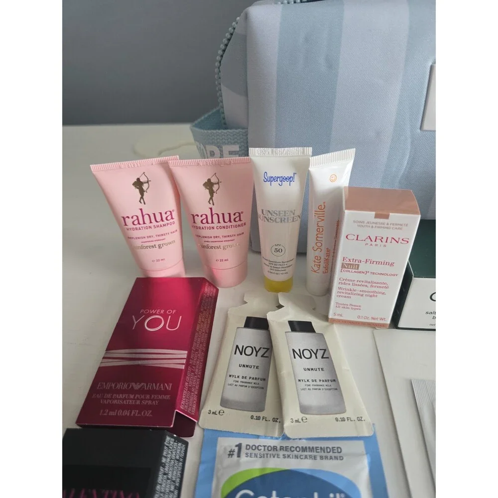 Luxe Hair, Skincare, Makeup 23 piece Bundle with Cosmetic Bag NEW